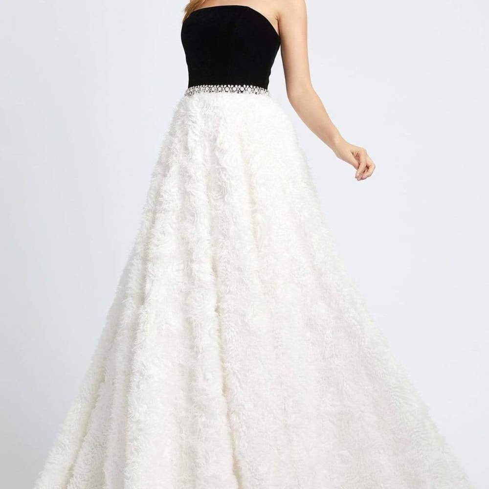 Mac Duggal strapless bodice rosette ballgown NWT
